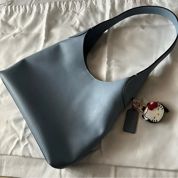 Coach Brooklyn 28 Shoulder Bag in Bluebell - Picture 15 of 16